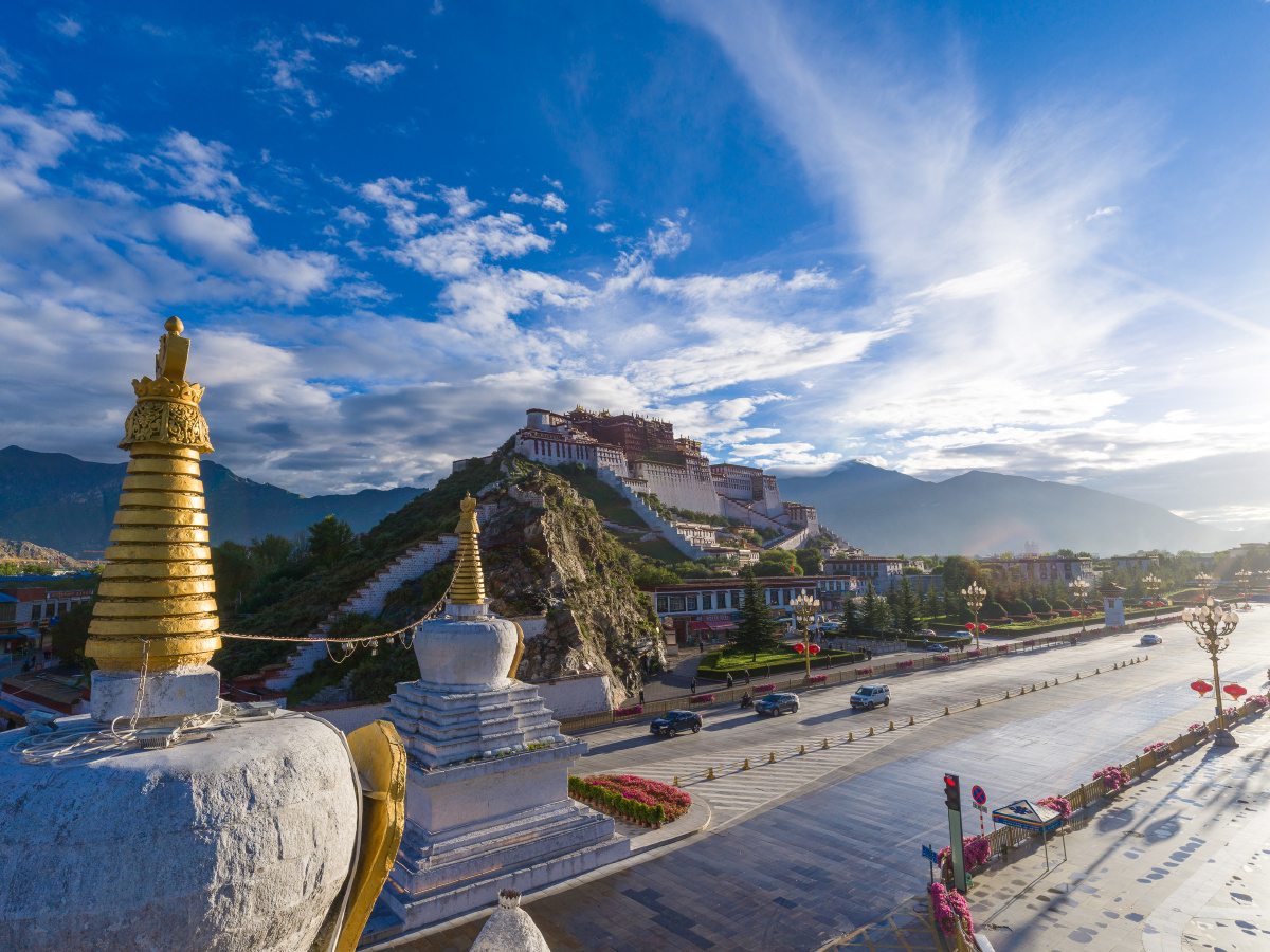 药王山看布达拉宫