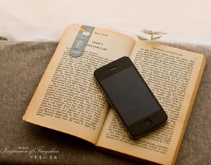 书和iphone