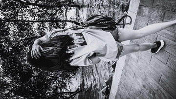 001