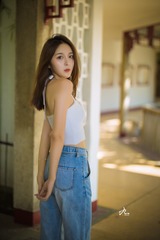 1210905