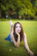 1210915