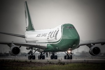 6888