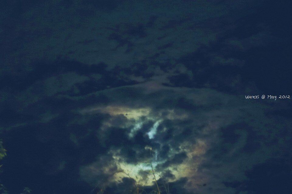 夜云4<br />
原来大自然是最好的作画师:)