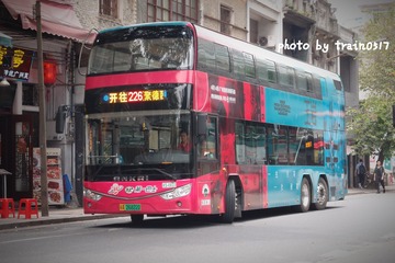 990015