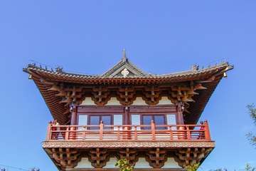 1625158