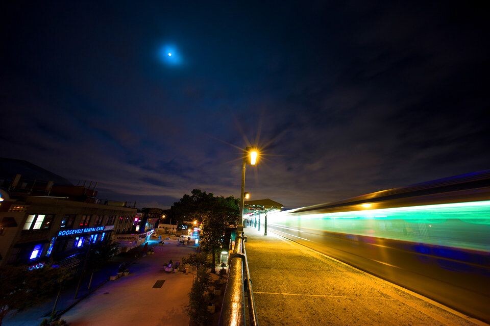 客居纽约的中秋夜<br />
