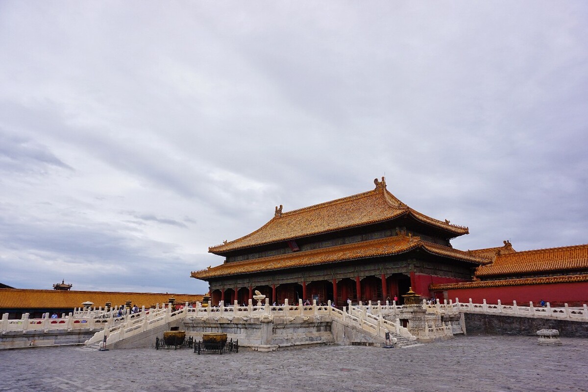 清晨的垃圾车 @ UI<br />
