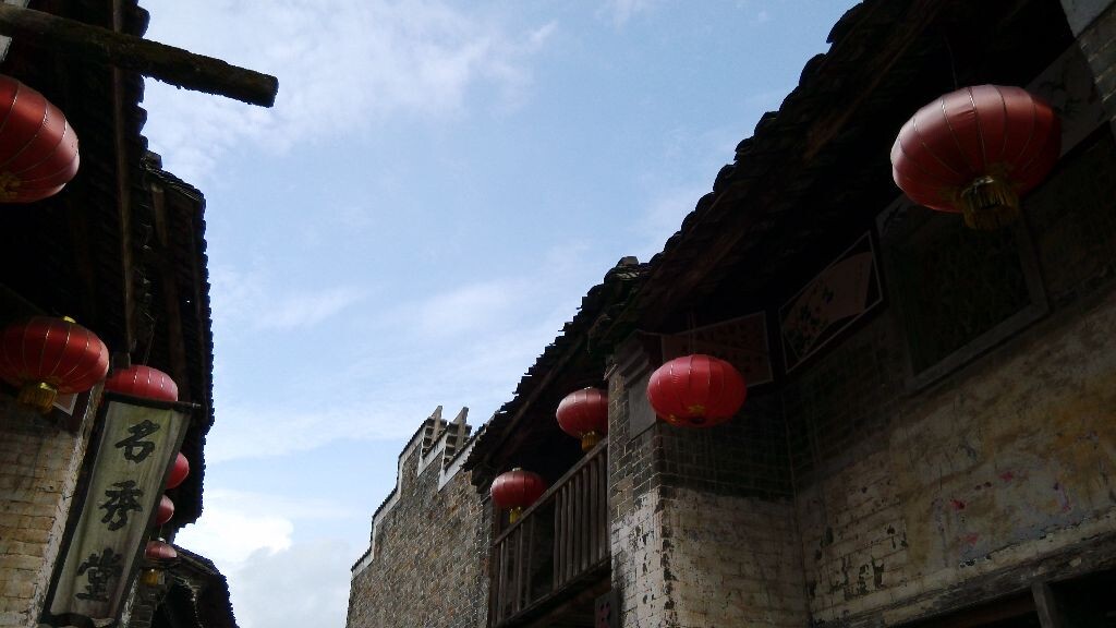 古镇的天空