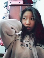 1404900