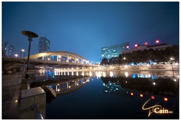 冠洲桥·南明河畔