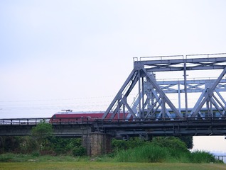 32D950C3-118C-4C5E-8922-B2DBB23278AE/L0/001