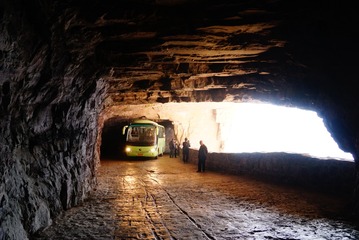 481451