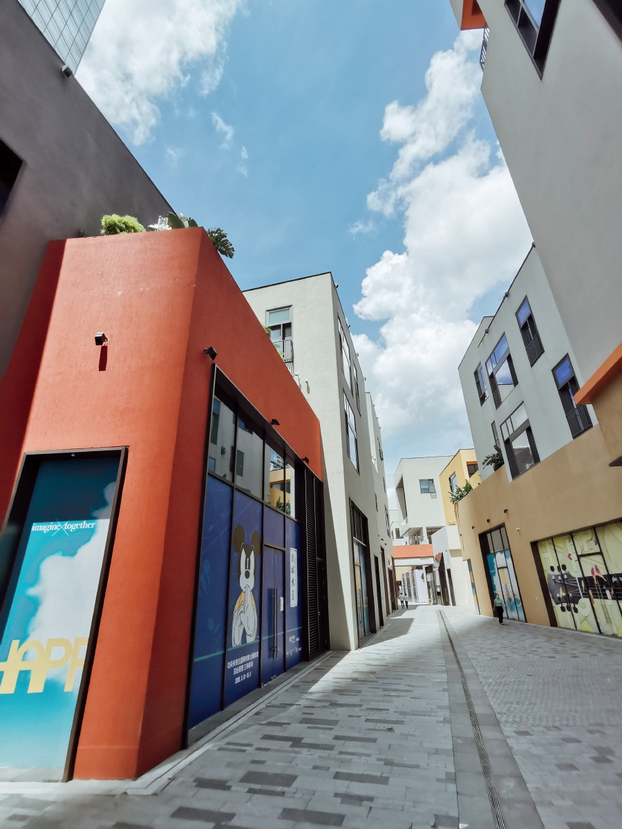 打卡网红拍照地