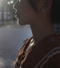 1303729