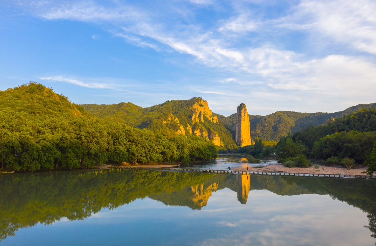 日光鼎湖峰 浙江丽水缙云县仙都街道