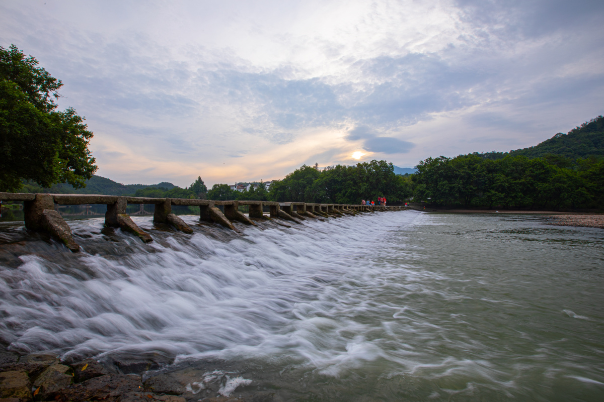 石桥 浙江丽水缙云县仙都街道