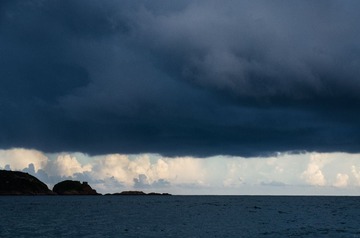 暴风雨