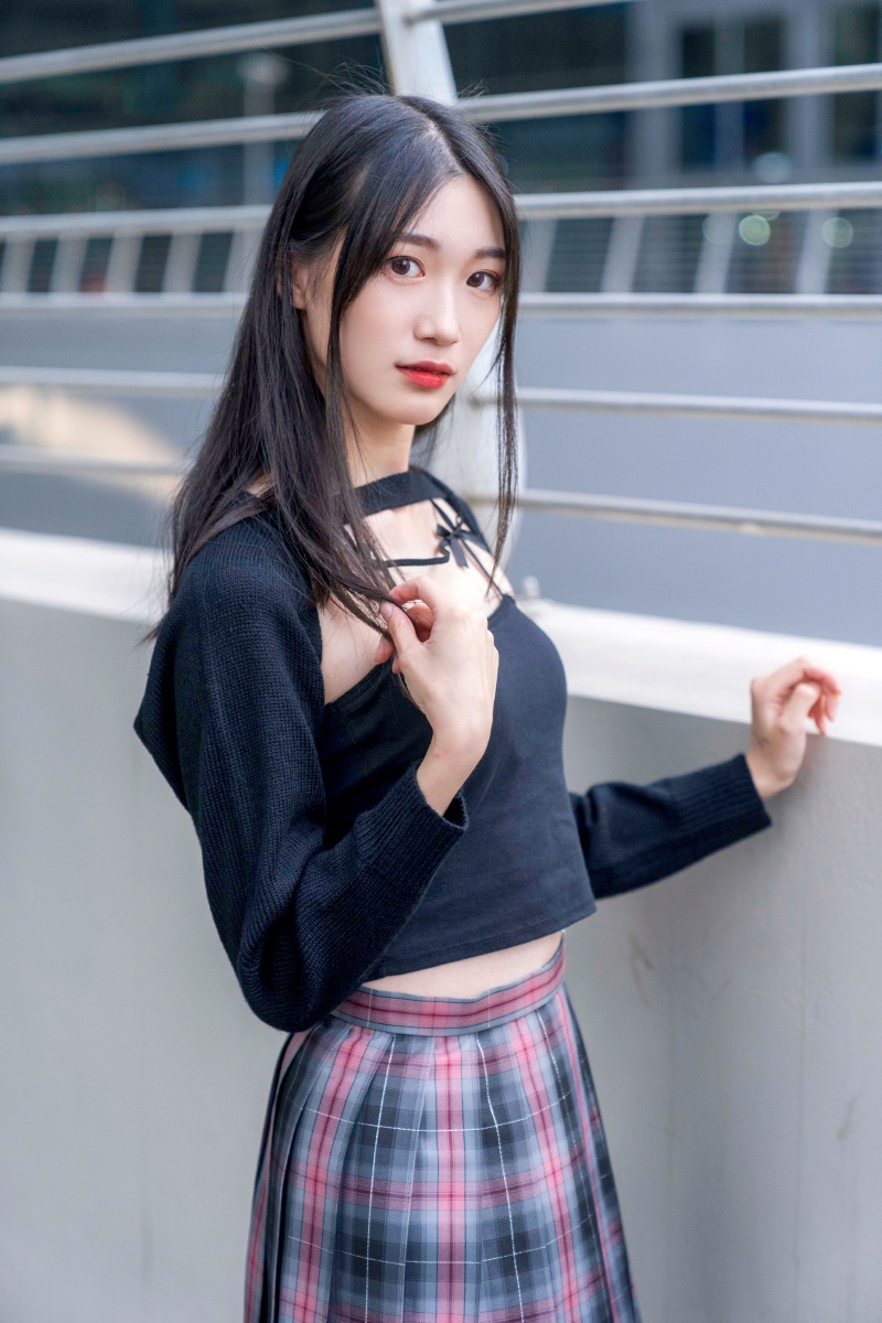 动感时尚的jk女孩摄影晓饭出镜头柒小姐姐