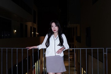 001