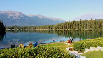 214 Fairmont Jasper Lodge - Lake Beauvert