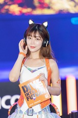 1660502