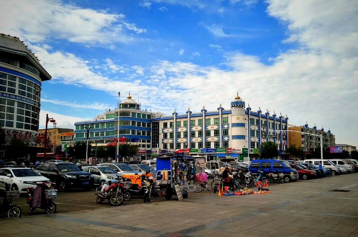 锡林浩特市街景