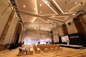 A73I9055-2.jpg