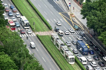 E281DD8A-3F60-4F57-8A13-91CE8299E4CC/L0/001