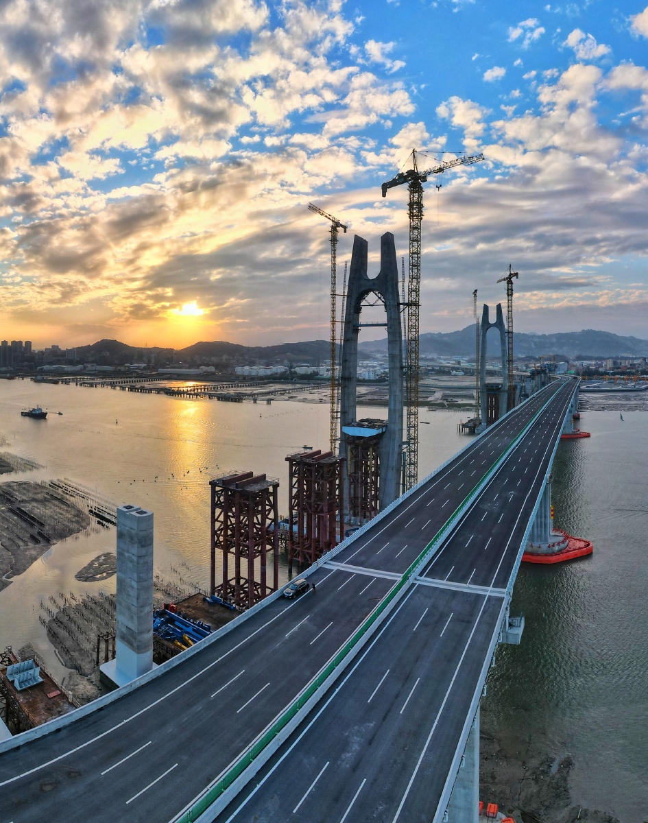 成功大桥夕阳