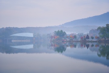 13719