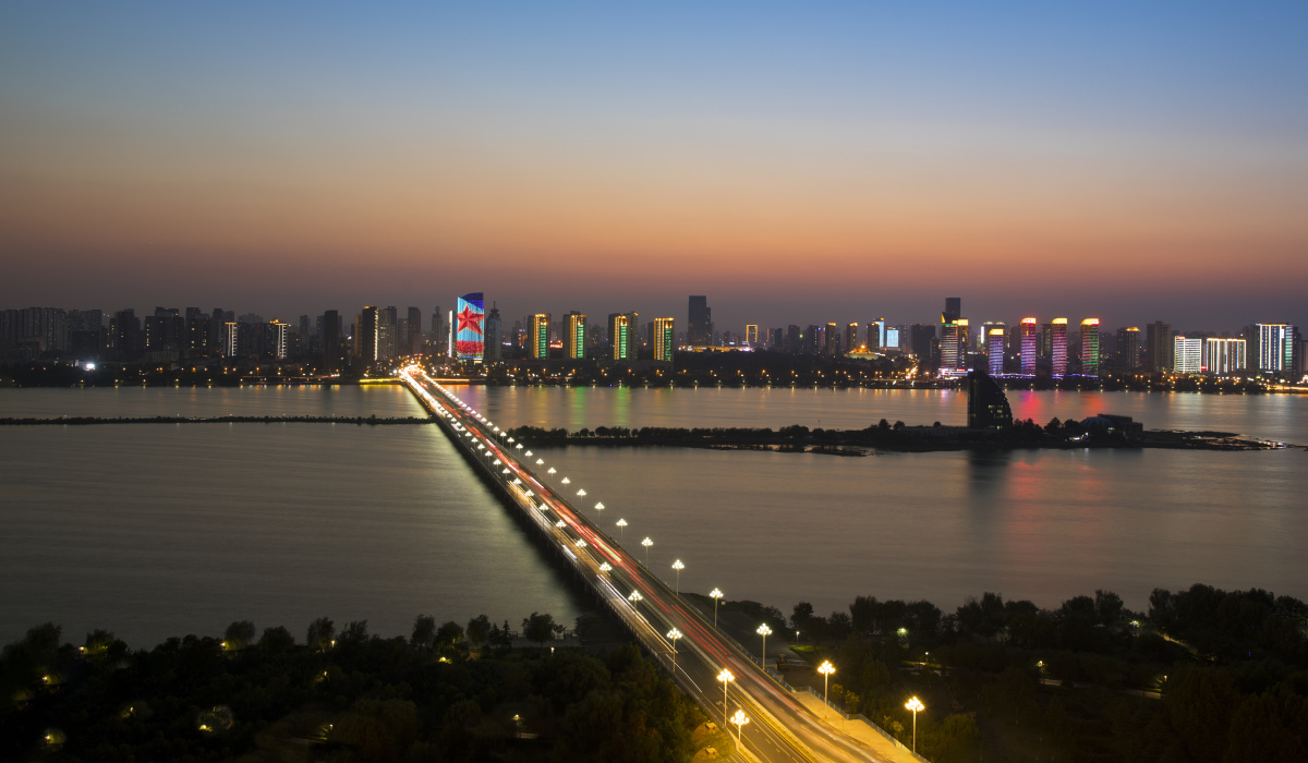 临沂市沂河夜景 - 摄影师王文童 - 图虫