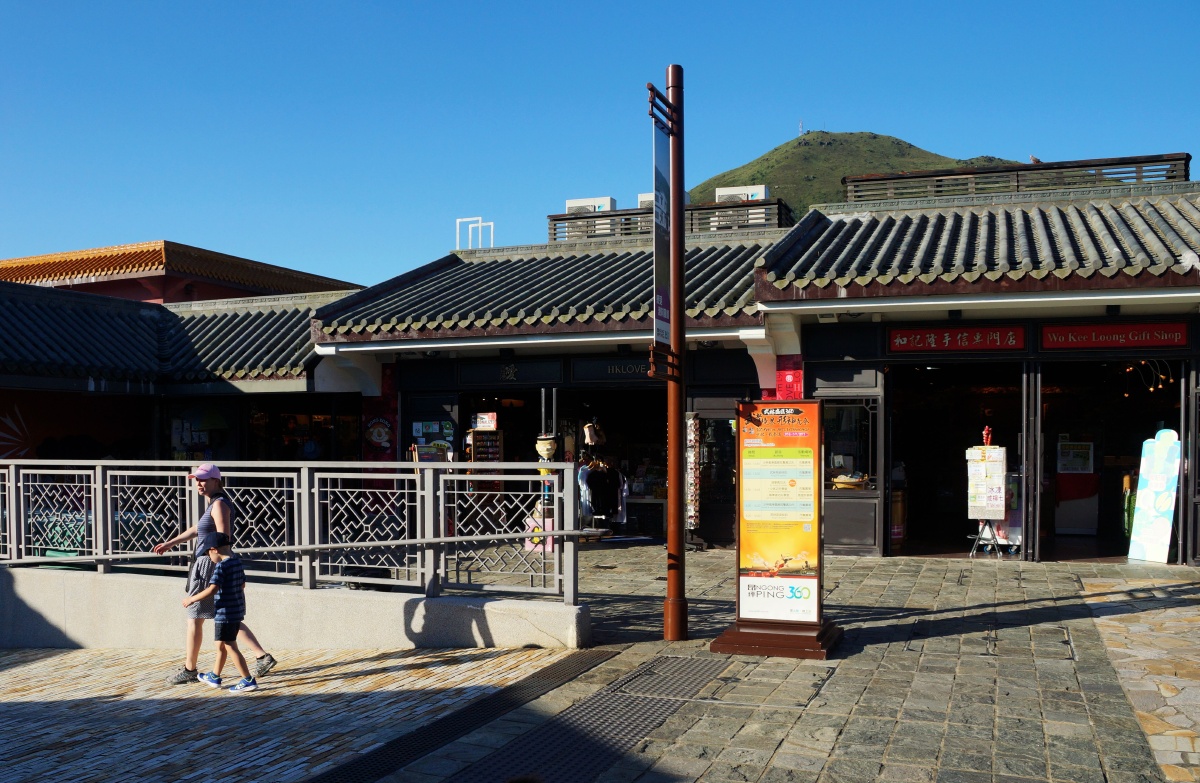 就这样相随着……——香港昂坪市集随拍