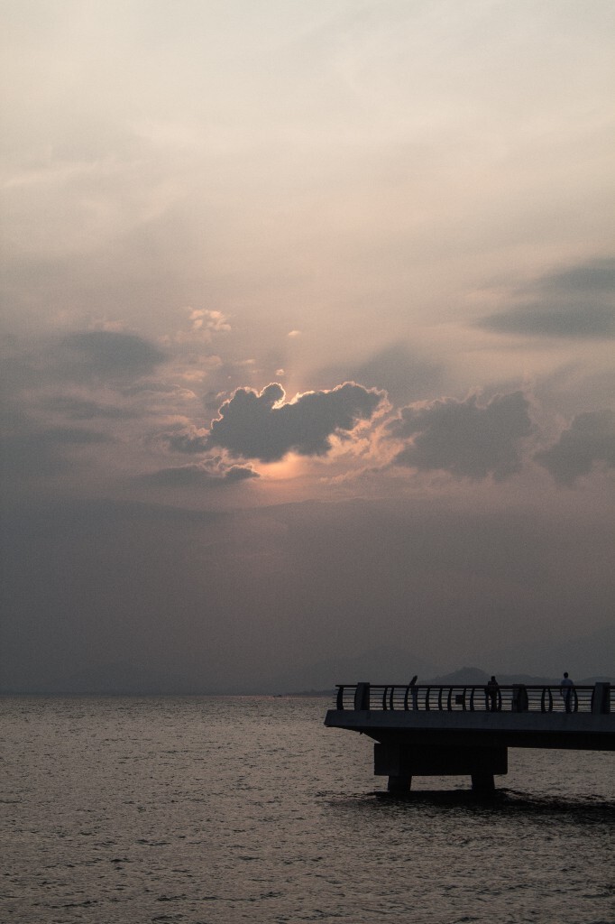 日出海上