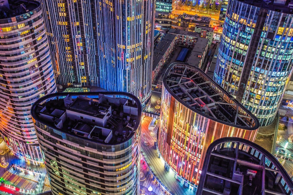 夜北京，越夜越美丽；夜北京，等你来艳遇。