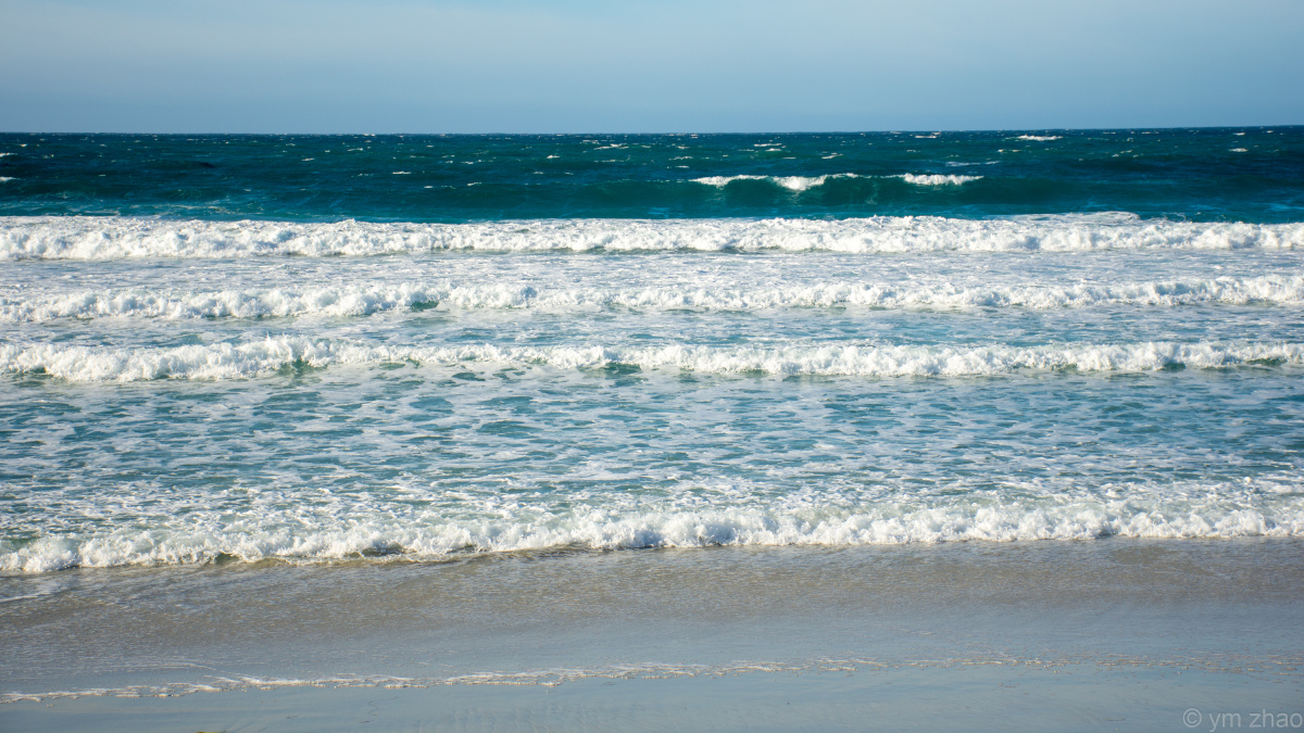 美国西海岸十七里湾的大海