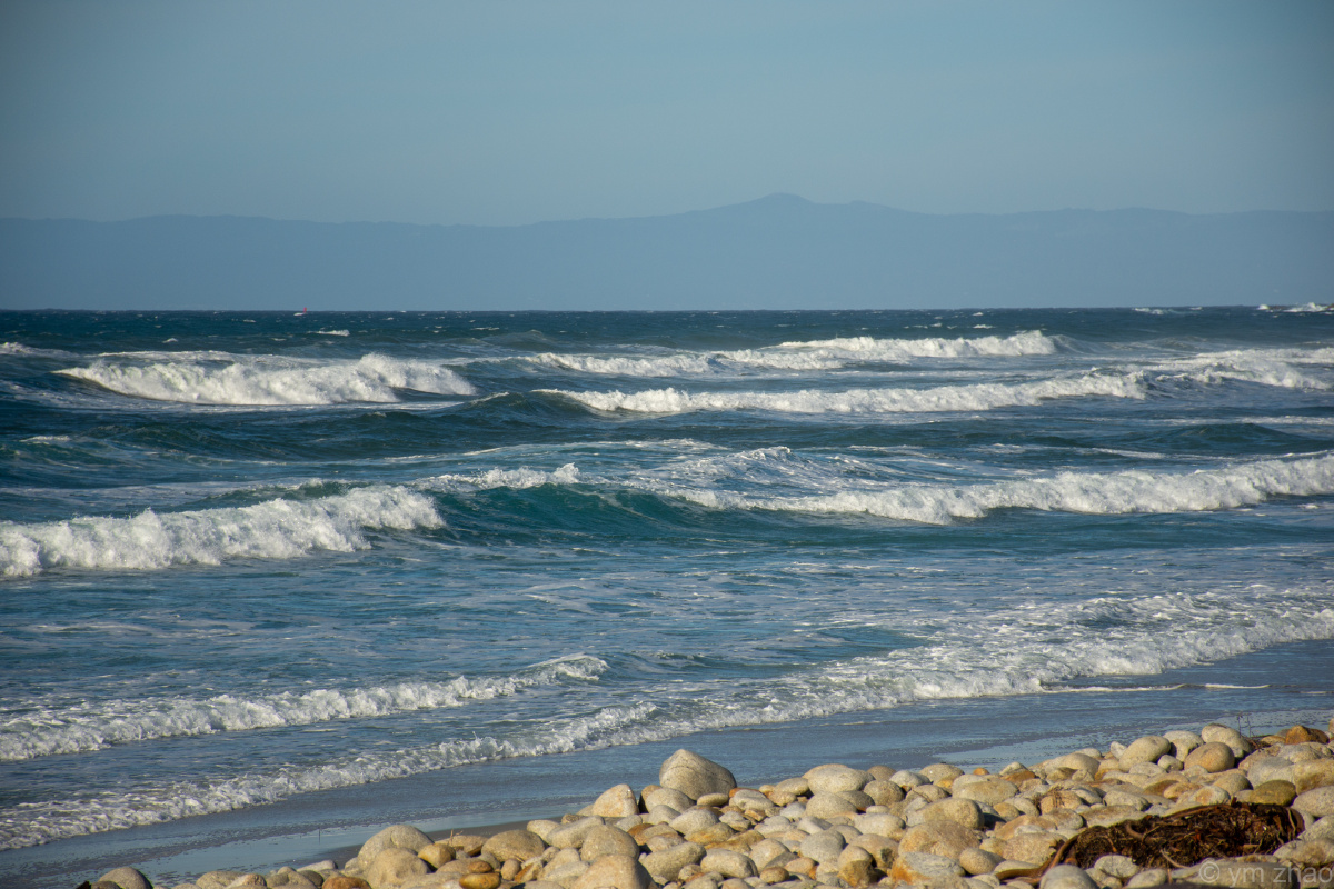 美国西海岸十七里湾的大海