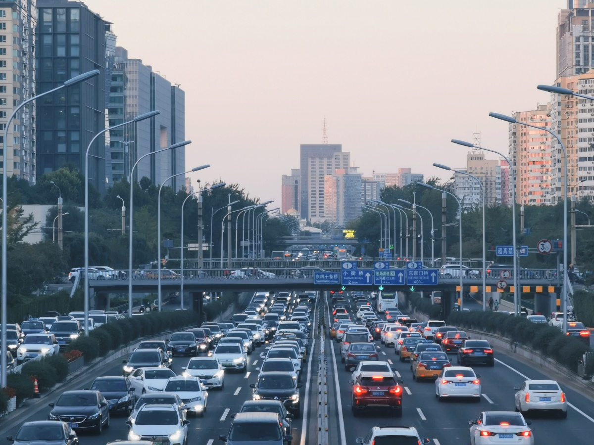 车水马龙的世界