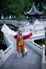 俏花旦