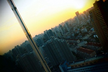城市傍晚