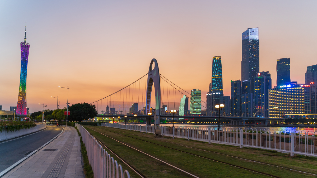 摄于广州琶醍日落后