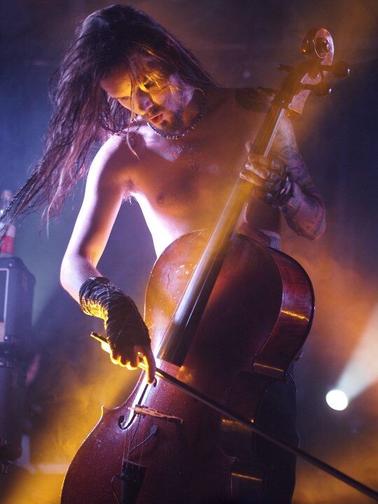 Magic cello by Apocalyptica<br />
2012年9月7日 愚公移山 Apocalyptica全球巡演最后一站！