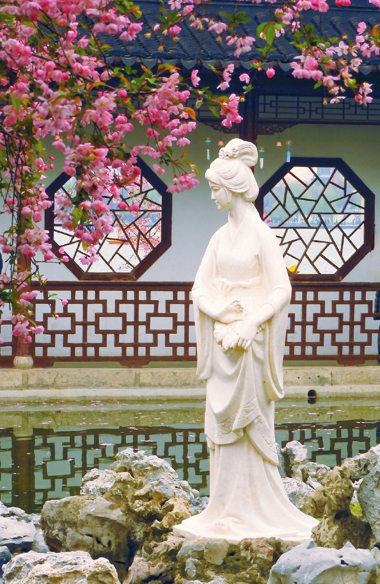 莫愁湖中莫愁女