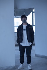 001