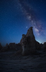 俄博梁星夜