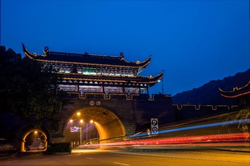 钩金楼