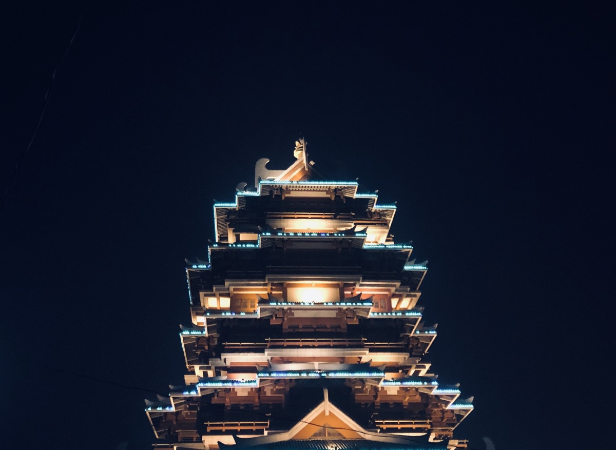 江苏邳州沙沟湖生态示范园元宵节灯展游览