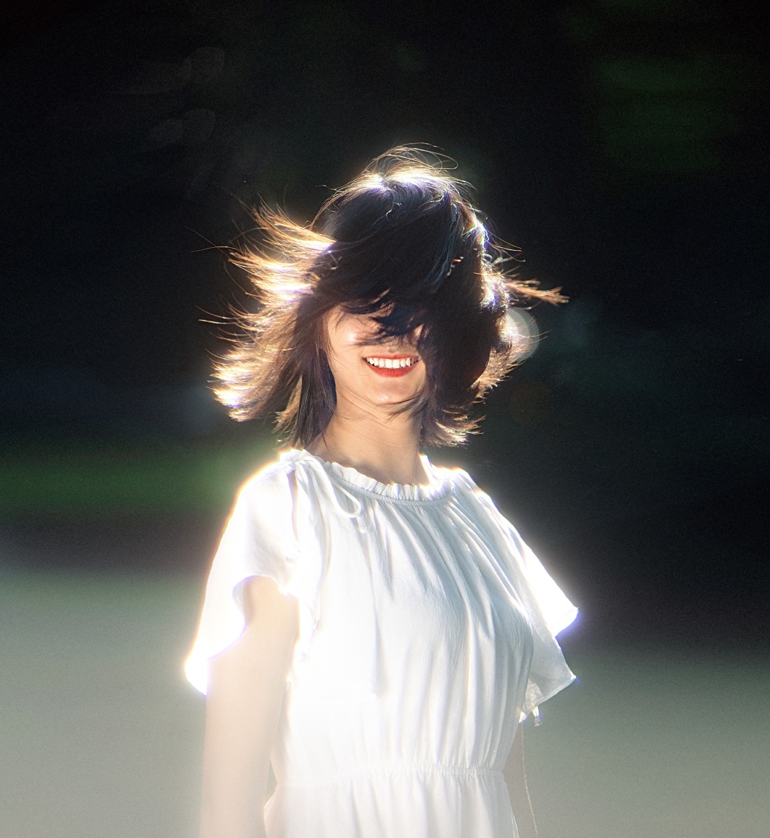 绵阳约拍发光少女