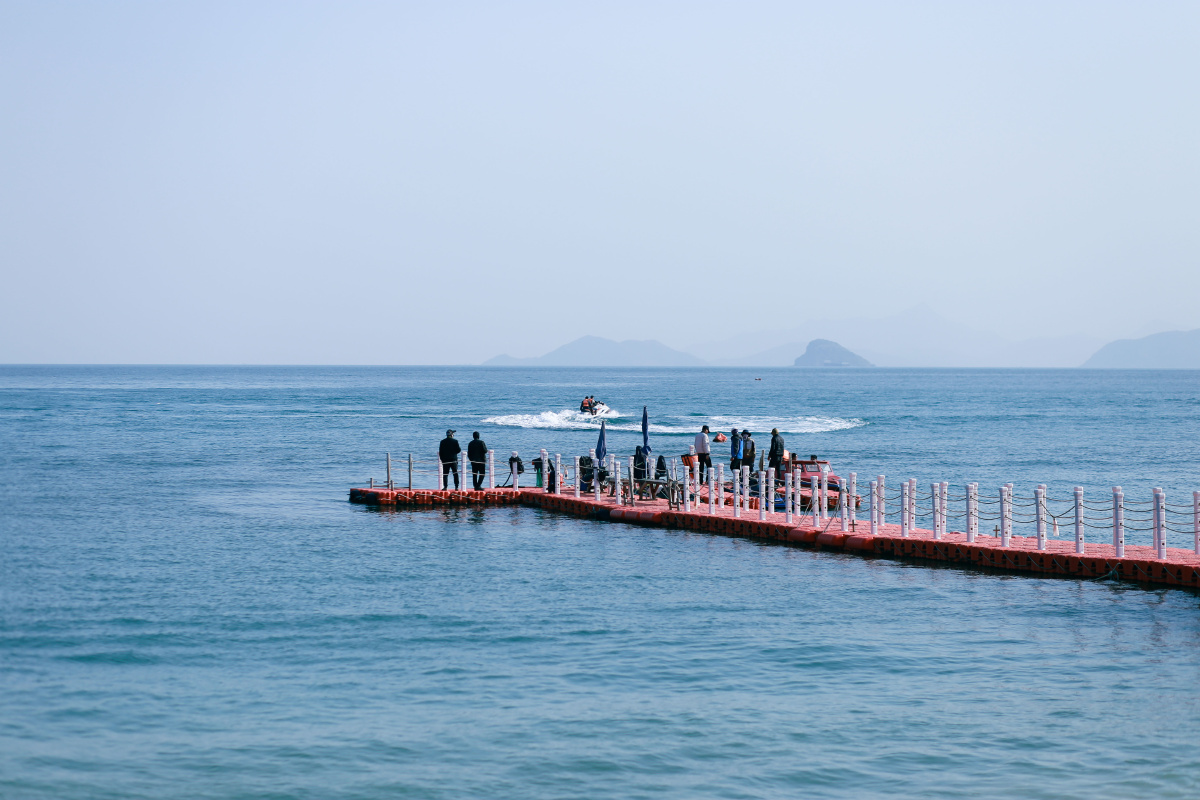 深圳大梅沙一望无际的大海