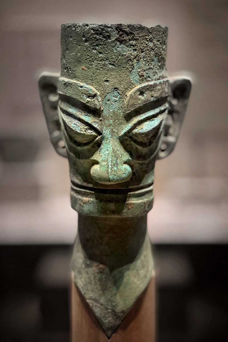 三星堆古蜀国青铜面具