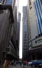 都市“一线天”